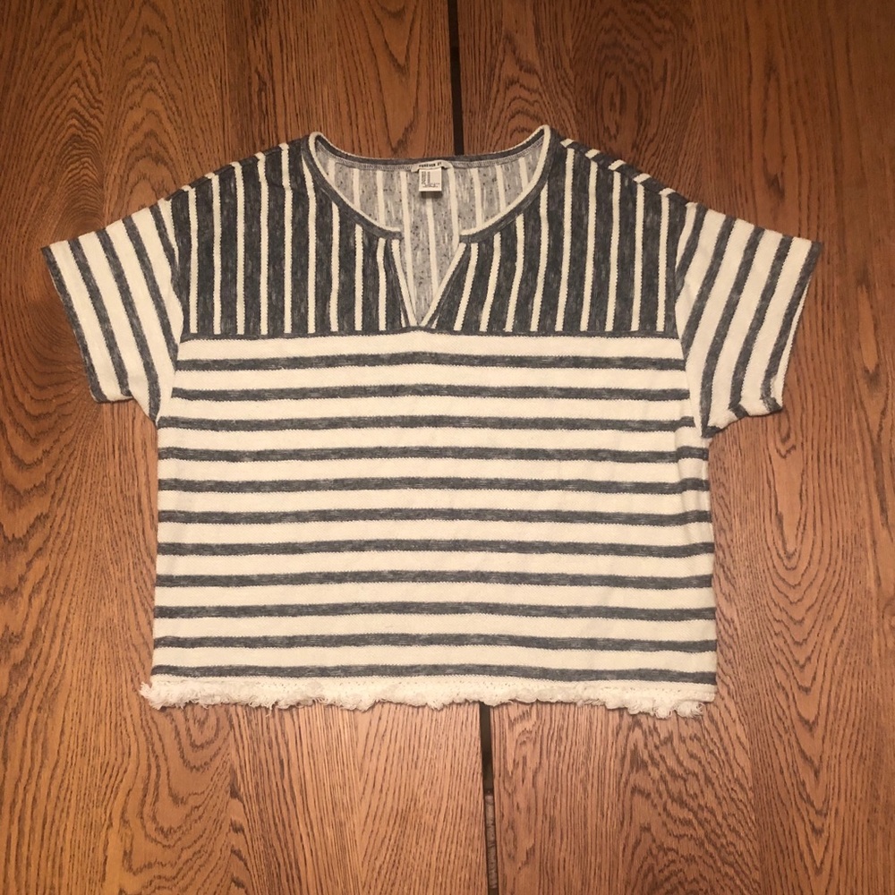 F21 Striped Short Sleeve Crop Top